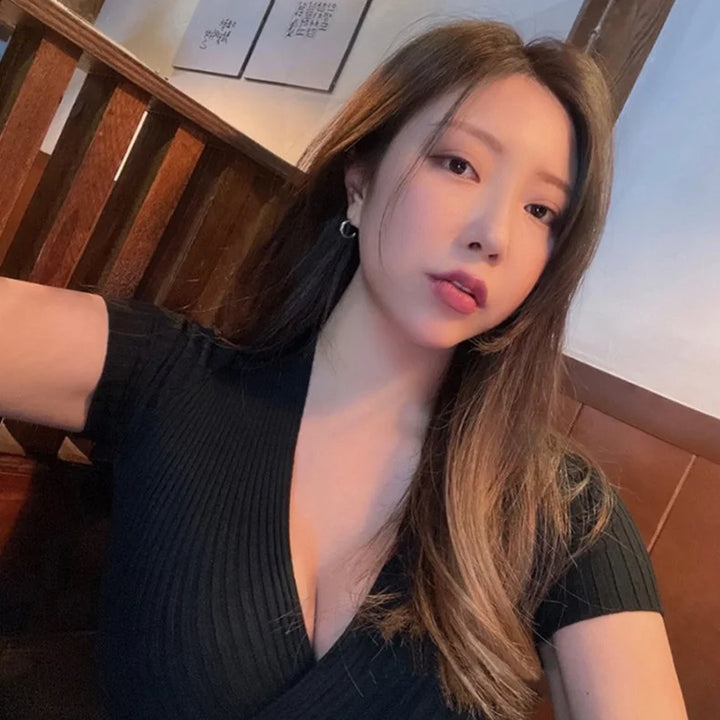 WOMENGAGA Korea Sexy V-neck High Waist Large Chest Tight Thin Knit Short Sleeve T-shirt Women's Hot Sexy Korean Women Tees 5INW